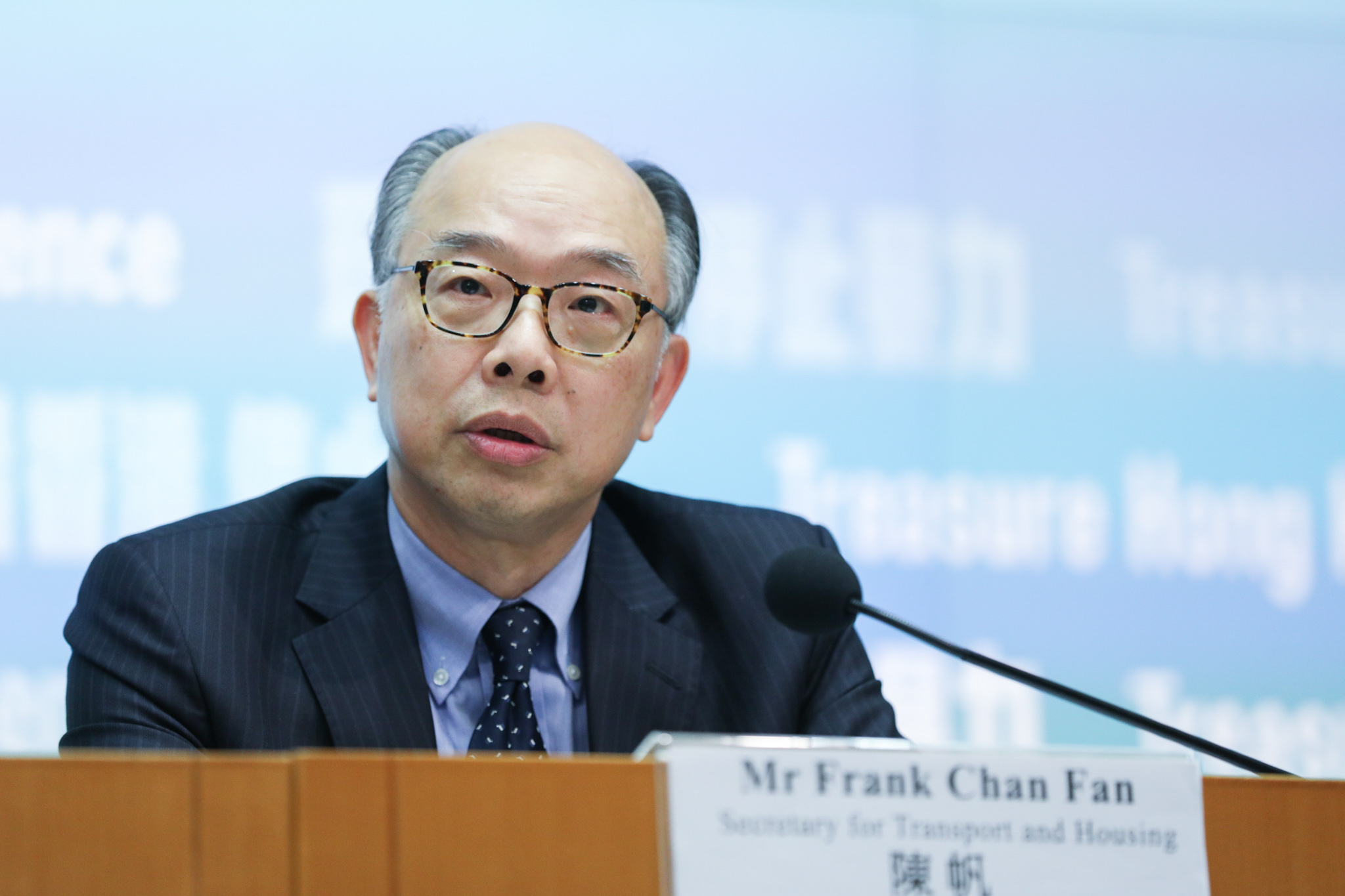 香港特区政府严正抗议巴拿马政府强行接管两港口 长江和记表态保留依法追究的权利