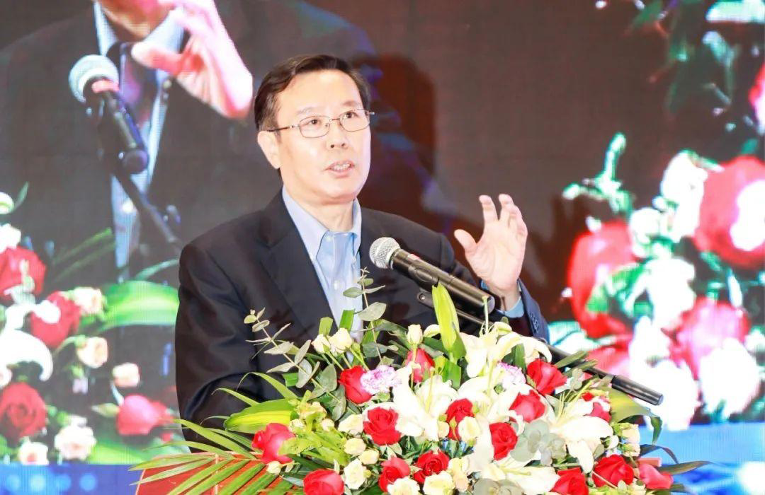 两会|中泰证券冯艺东：建议在海南设立全国性的私募股权基金份额交易所