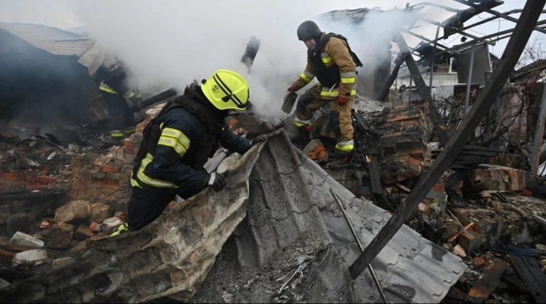 俄罗斯发动大规模袭击，乌克兰多地停电！美国向乌求援，泽连斯基：对技术交流和武器交换持开放态度！乌方：要无人机就拿“爱国者”换