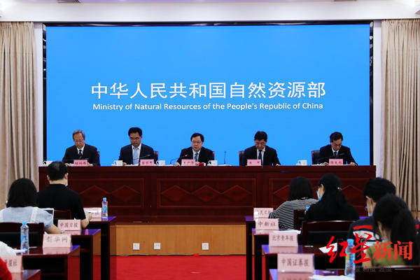 （全国两会）自然资源部部长谈海洋经济：让乘邮轮、玩海钓成为文旅新时尚