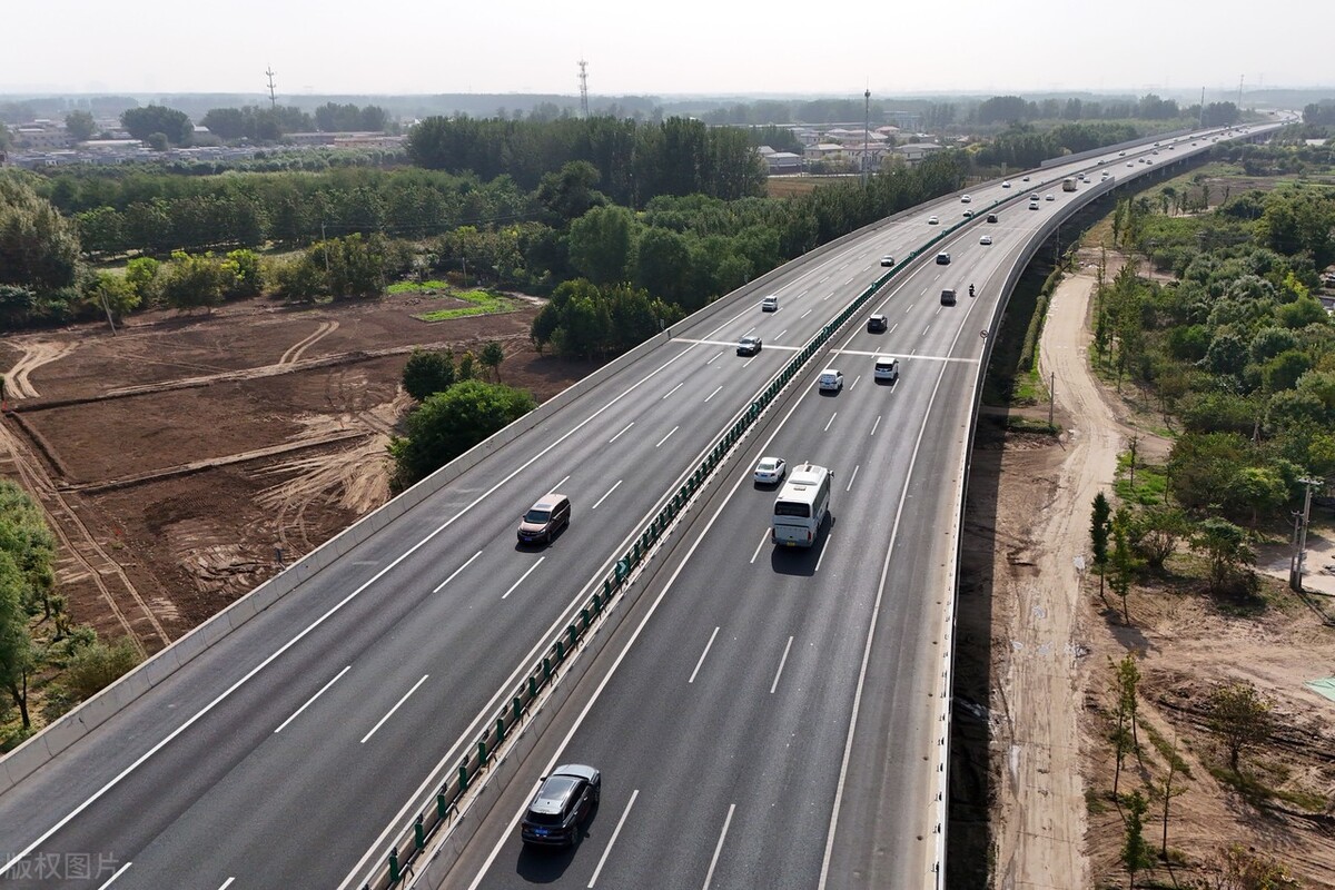 人保服务,拥有“如意行”驾乘险，出行更顺畅！_2026-2030年中国煤化工行业：严控总量、优化存量、发展增量的五年