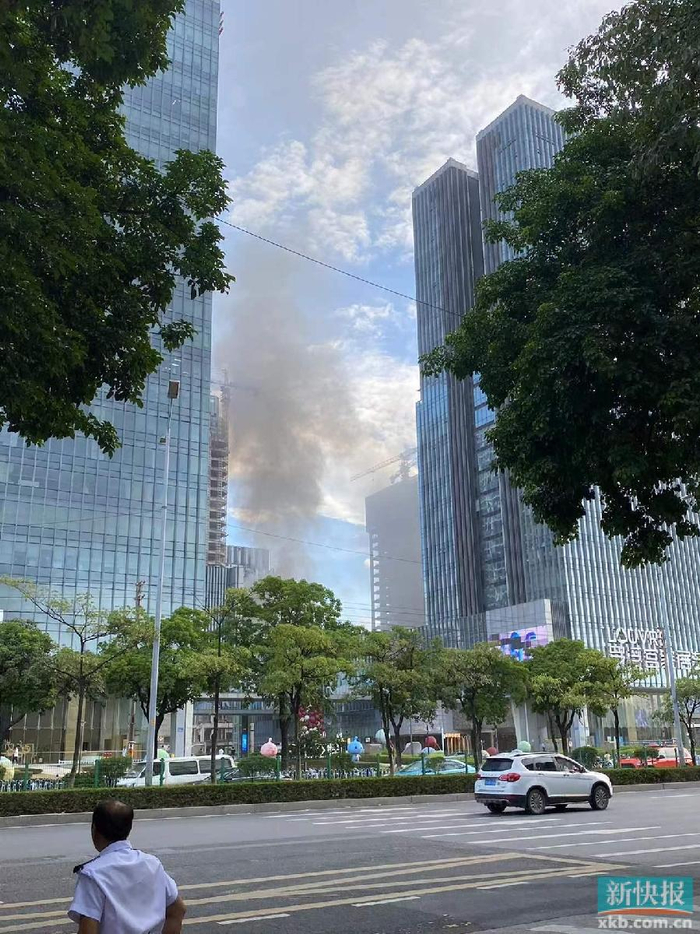 广西百色一工地钻头倾倒 官方通报：无人员伤亡